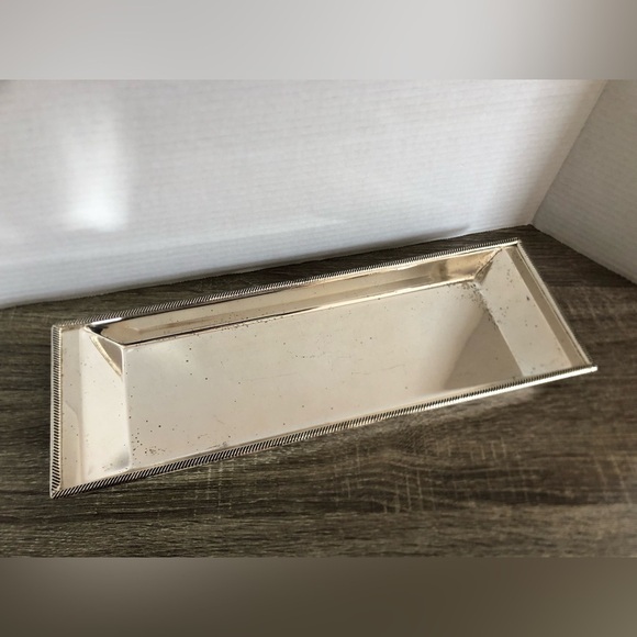 Vtg Silver Rectangular Tray with Decorative Edge - Picture 3 of 10